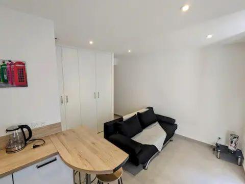 Studio Renove Coeur Pieton تونو لي با المظهر الخارجي الصورة